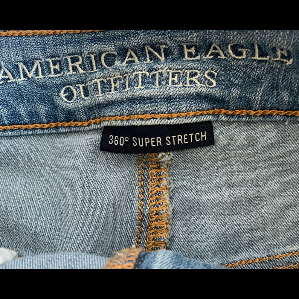 American Eagle Outfitters Distressed Shorts Sz 6 - Picture 5 of 7